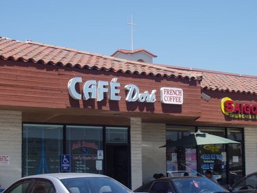 Cafedore01