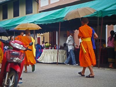 LuangPrabangParty04