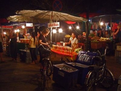 LuangPrabangNightBazaar05