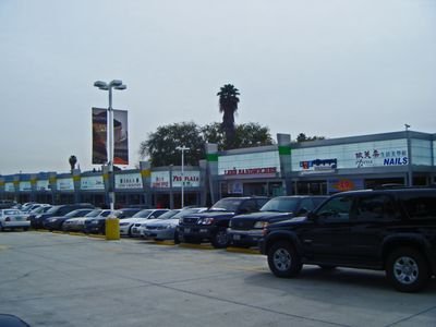 YesPlaza01