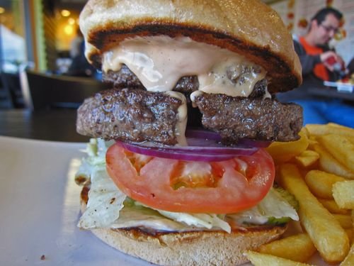 AnnysFineBurger Kearney 04