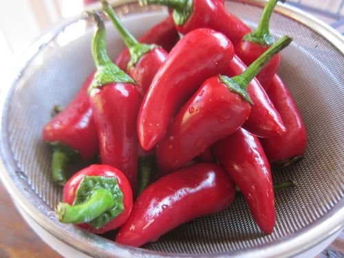 Sriracha 02