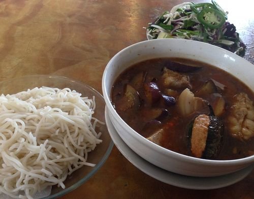 Nhu Y Bun Mam 02