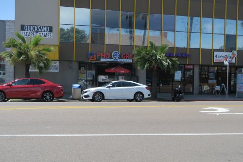 PB Pho and Grill 01