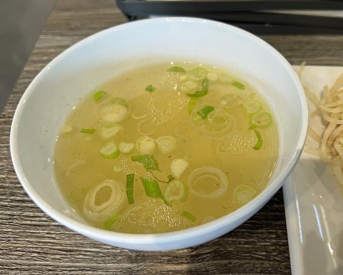 Pho Leo 14