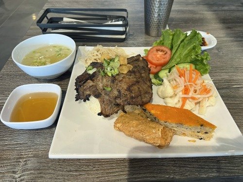 Pho Leo 00a